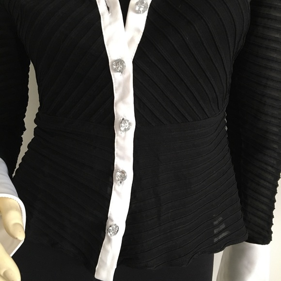 JS collection long sleeved black evening top with white collar and trim buttoned - Picture 4 of 8